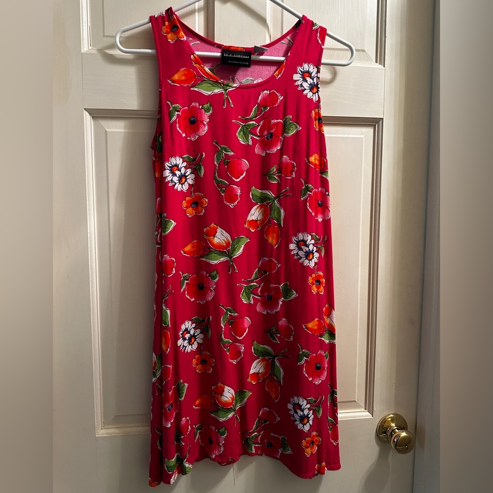Red and pink floral dress size 5/6